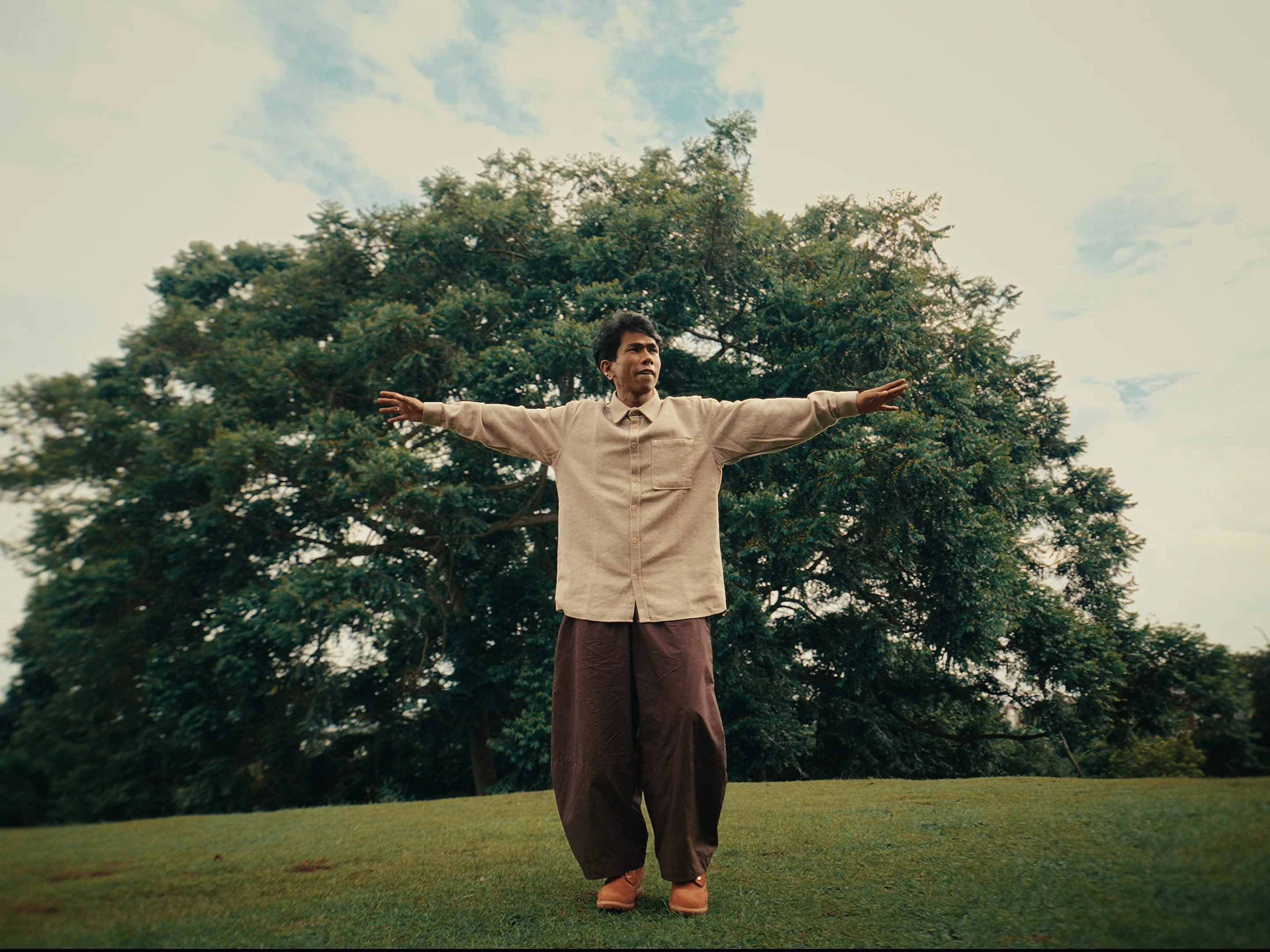 Scentplus X Ari Lesmana